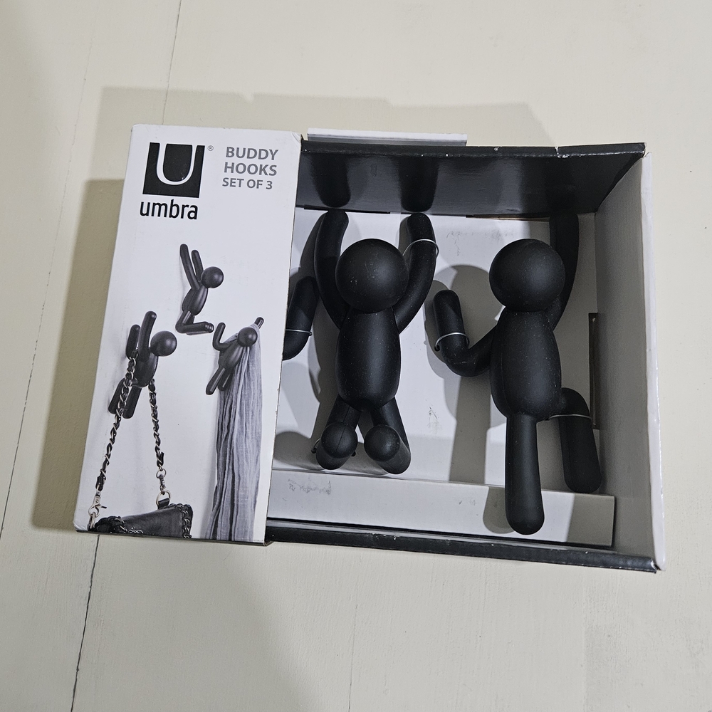 New Umbra Black Buddy Wall Hooks